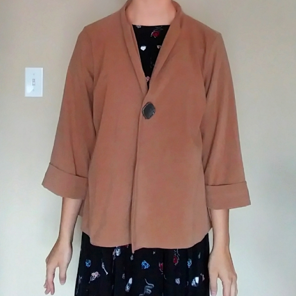 Medium adult coat, tan/light brown